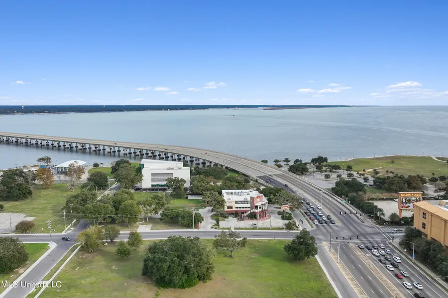 166 Beach Boulevard, Biloxi, MS 39530 - Image #2