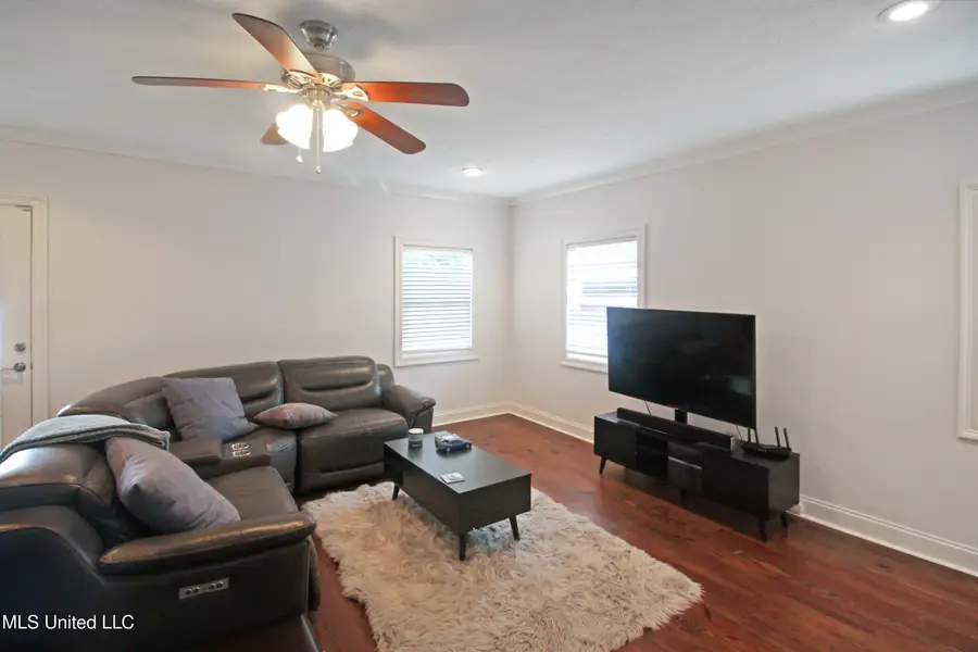 1611 Kent Avenue, Jackson, MS 39211 - Image #2