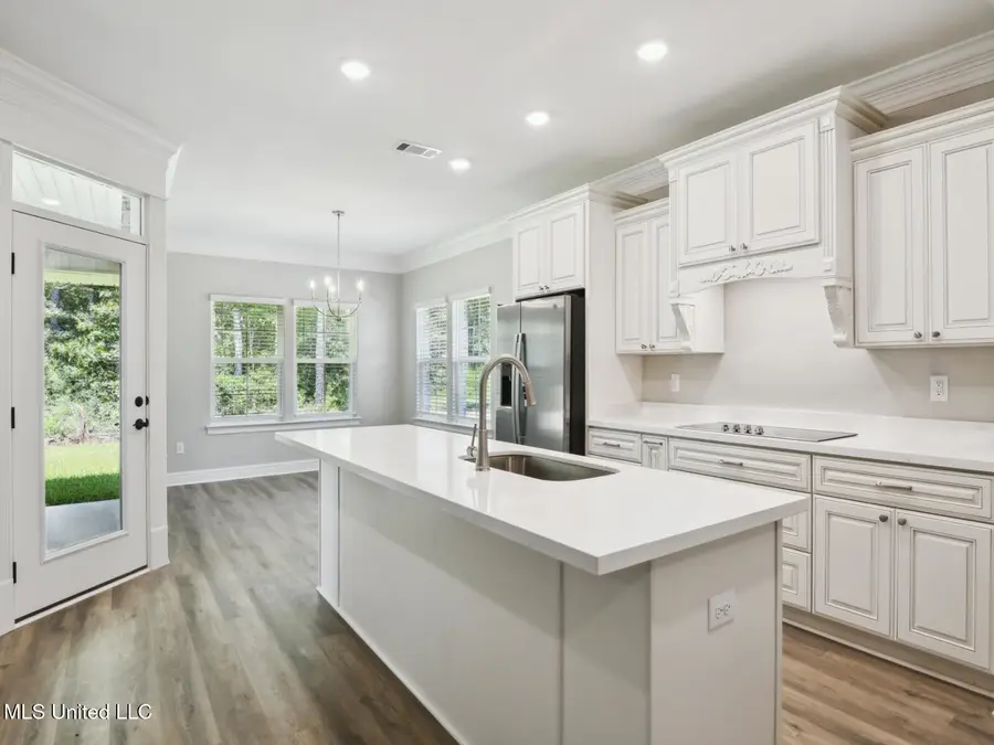 13573 Garland Road, Ocean Springs, MS 39564 - Image #2