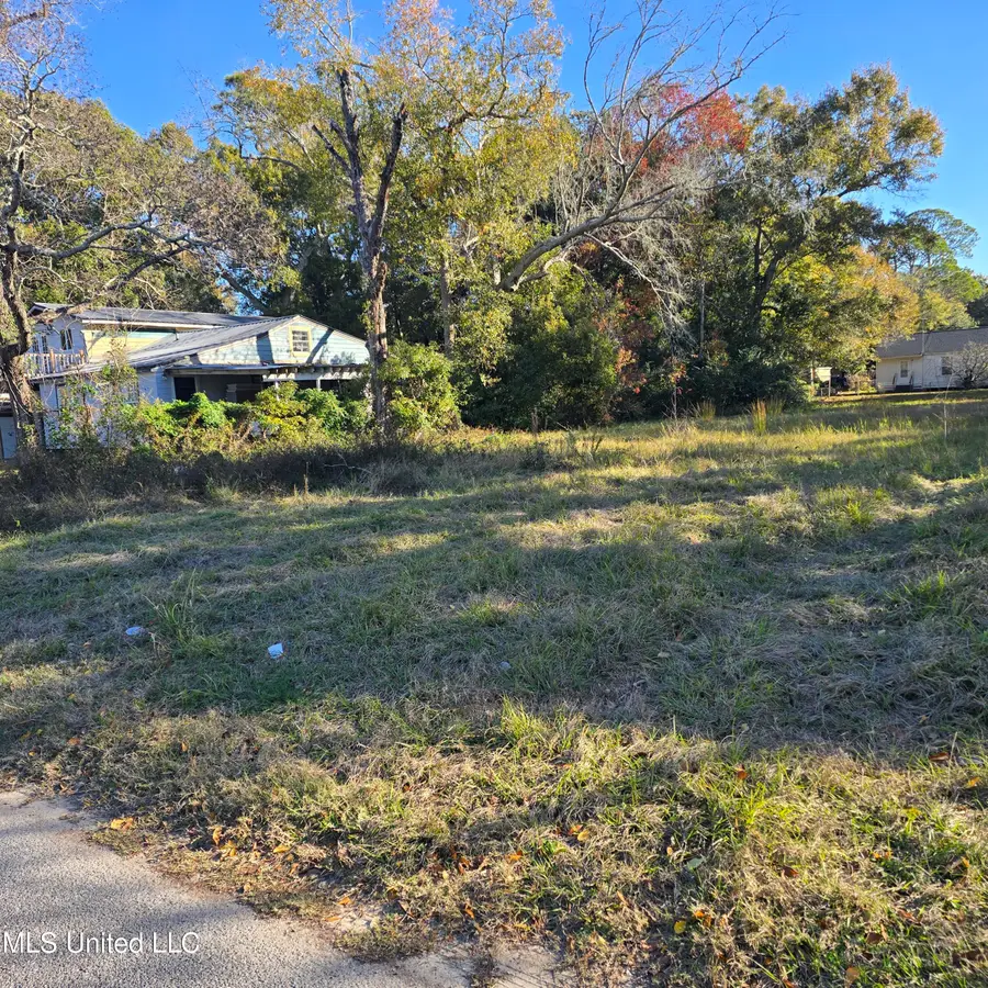 2206 8th Street, Pascagoula, MS 39567 - Image #2