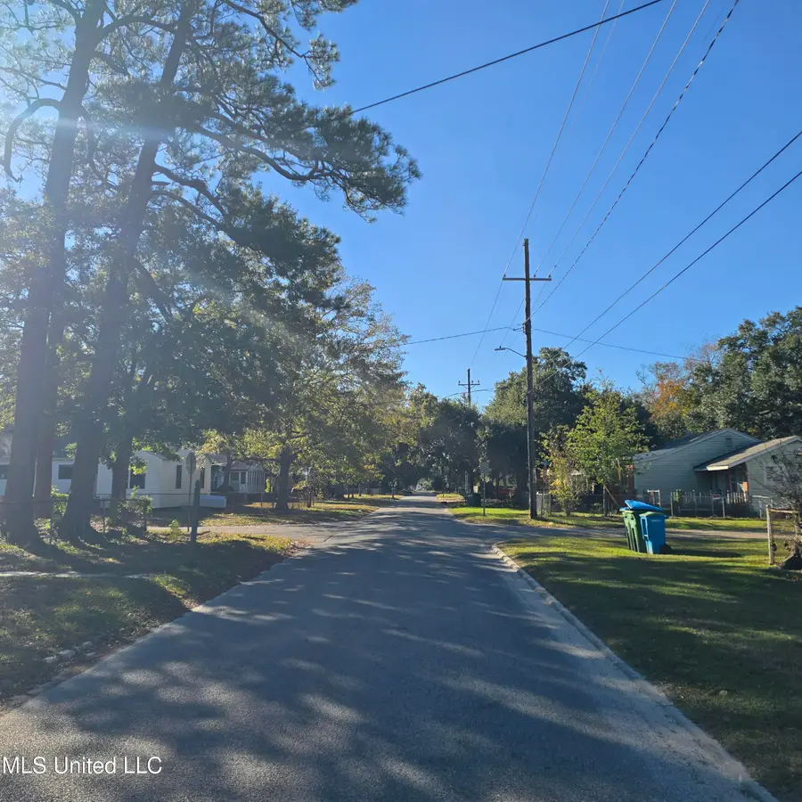 2206 8th Street, Pascagoula, MS 39567 - Image #3