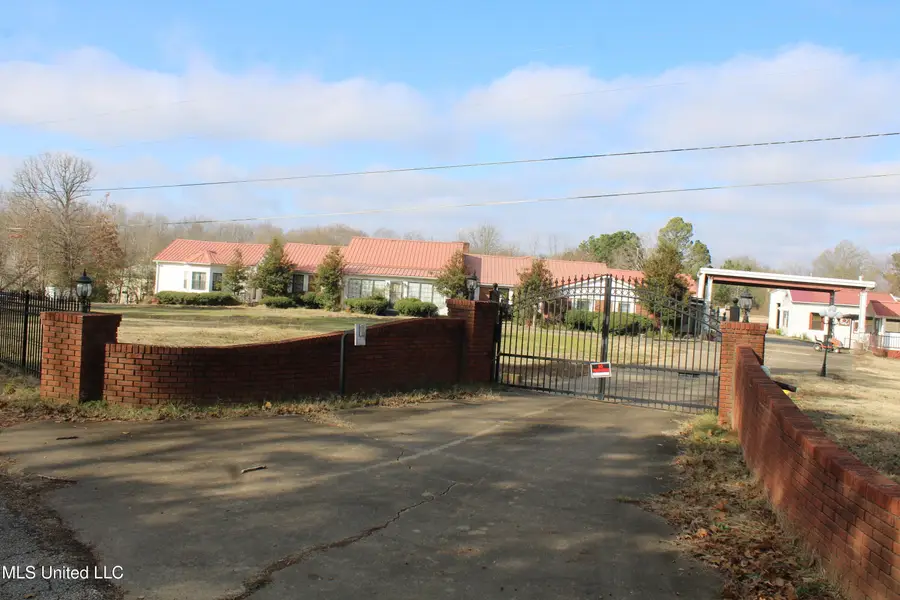 76 Peach Tree Road, Byhalia, MS 38611 - Image #3