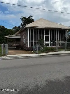 322 Main Street, Biloxi, MS 39530