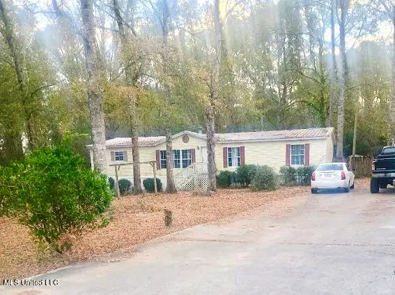 54 Jefferson Road, Wiggins, MS 39577