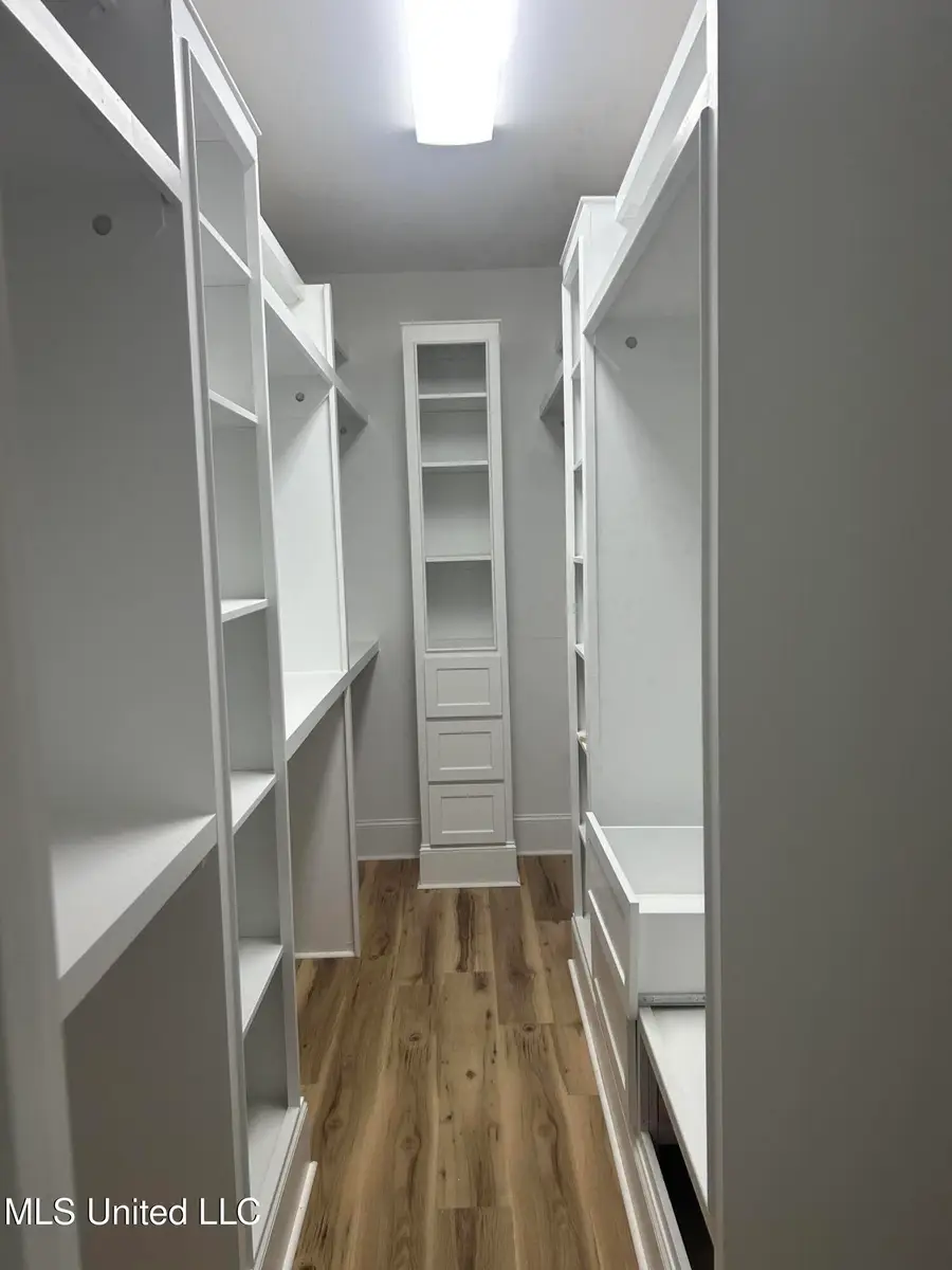 2321 N Pine Lea Drive, Jackson, MS 39209 - Image #3