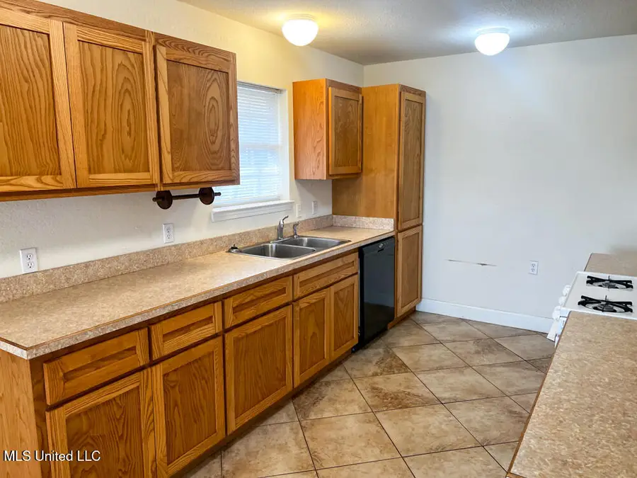 197 Burgundy Drive, Lucedale, MS 39452 - Image #2