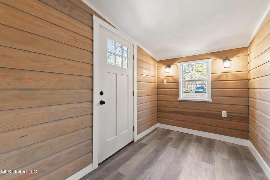 625 Saint Anthony Street, Waveland, MS 39576 - Image #3