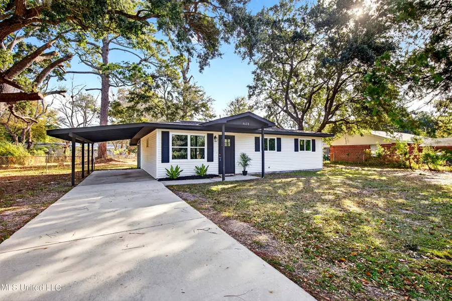 4628 Hilltop Drive, Ocean Springs, MS 39564 - Image #2