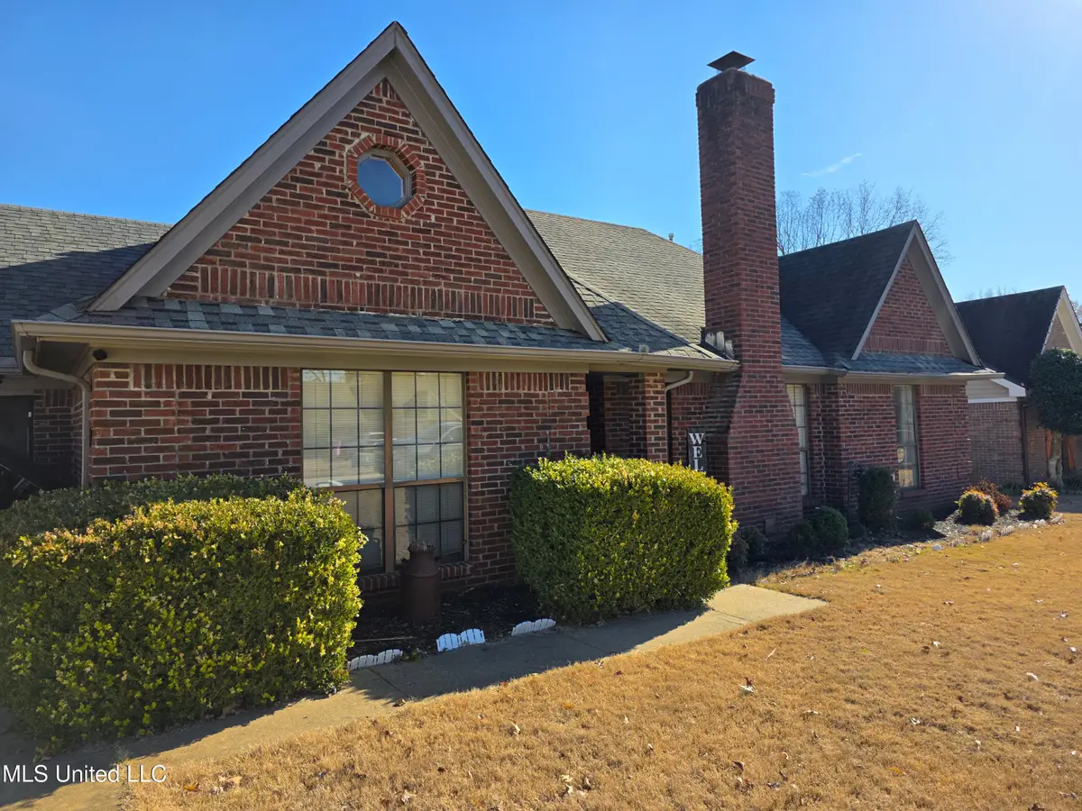 7370 Fox Glen Drive, Olive Branch, MS 38654 - Image #1