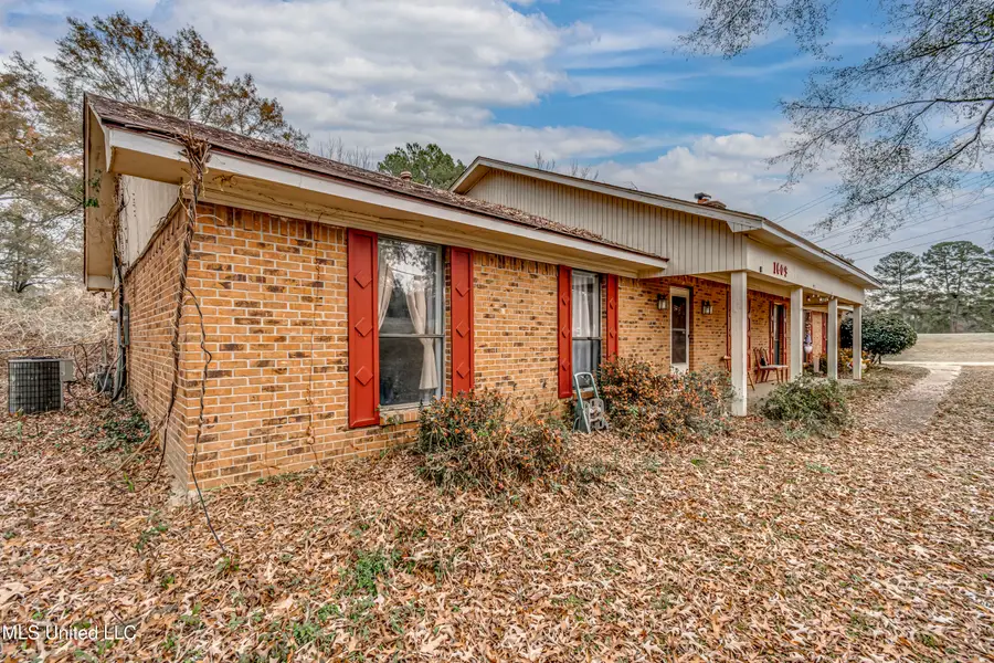 1609 Old Vicksburg Road, Clinton, MS 39056 - Image #3