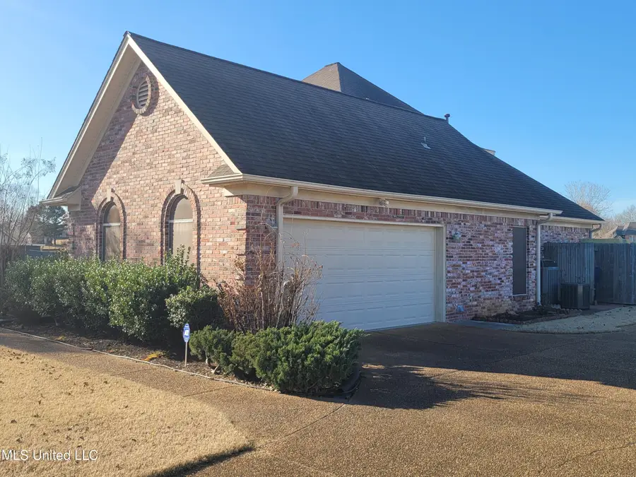 13165 Coldwater Drive, Olive Branch, MS 38654 - Image #2
