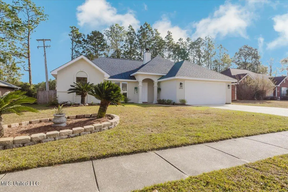 13716 Huntington Circle, Gulfport, MS 39503 - Image #1