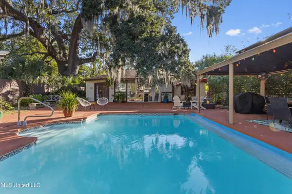 128 Lee Street, Biloxi, MS 39530