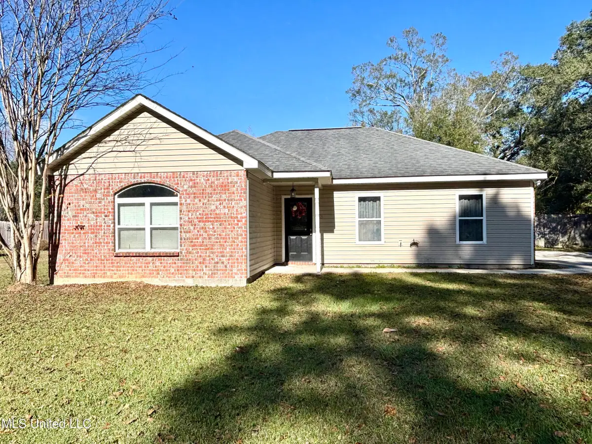 113 Williamsburg Road, Picayune, MS 39466 - Image #1