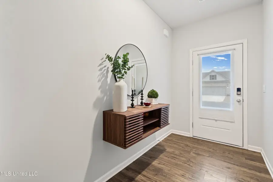 63 Banks Boulevard, Byhalia, MS 38611 - Image #2