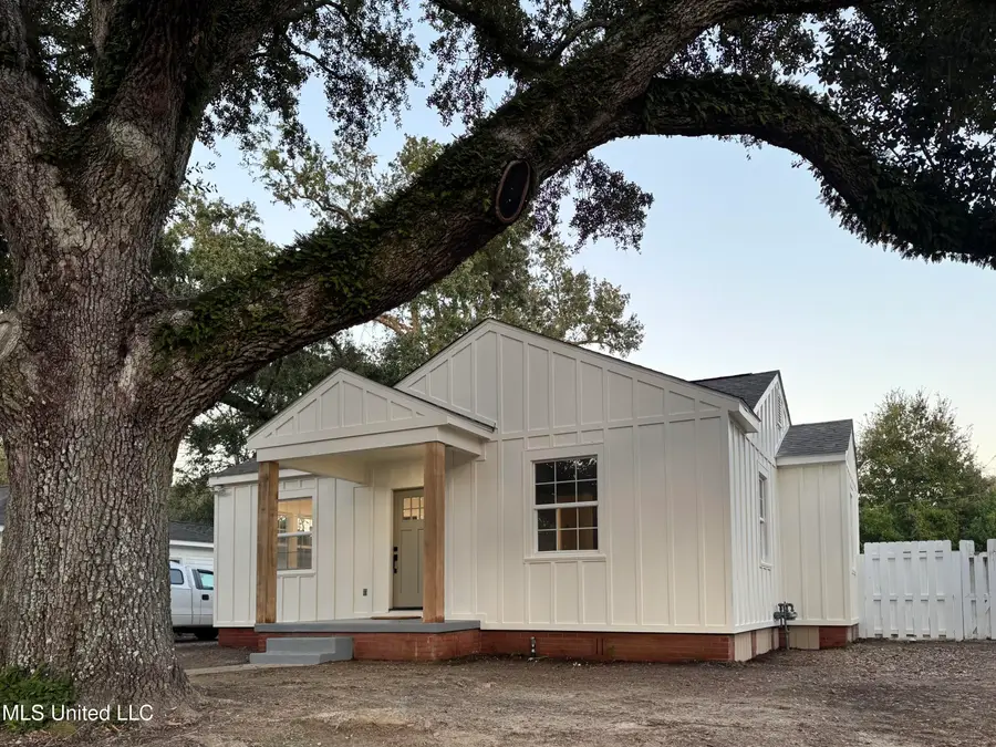 2706 Kelly Avenue, Gulfport, MS 39501 - Image #2