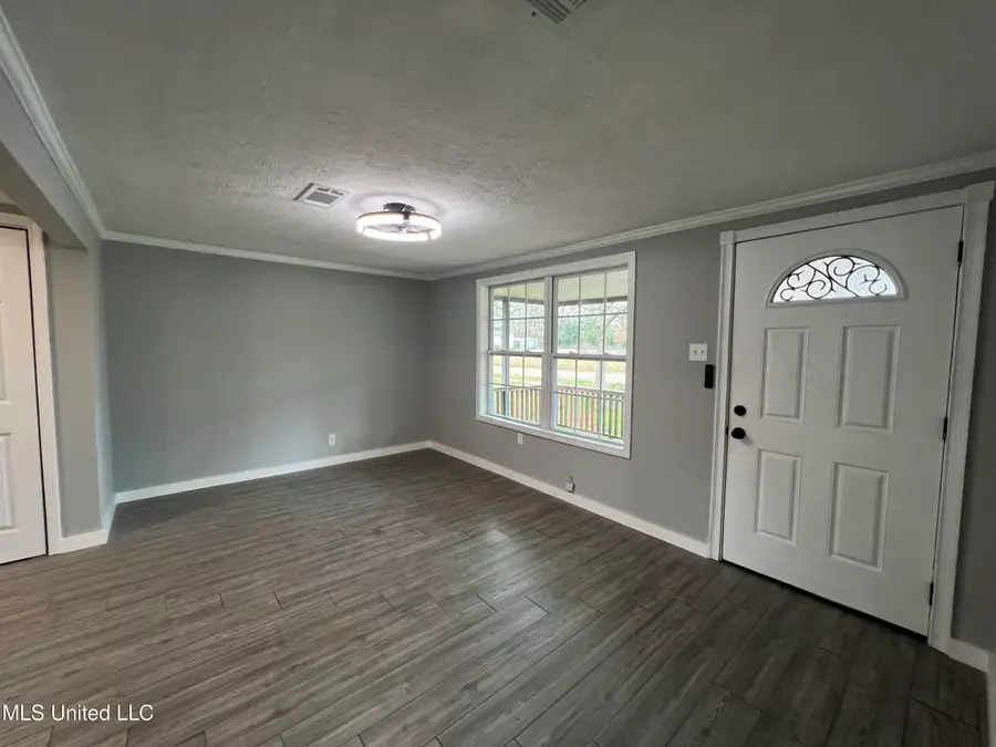 410 Heslep Street, Pelahatchie, MS 39145 - Image #3