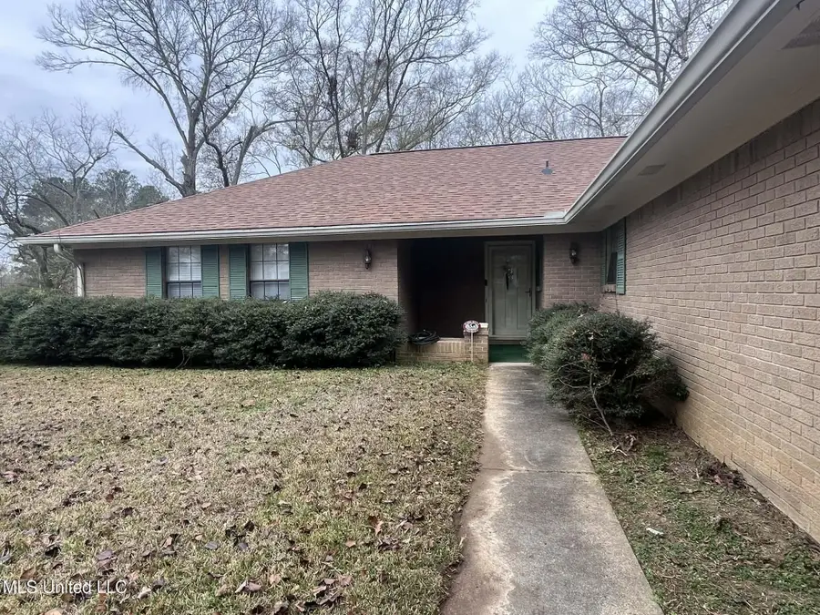 811 N Maple Drive, D Lo, MS 39062 - Image #2