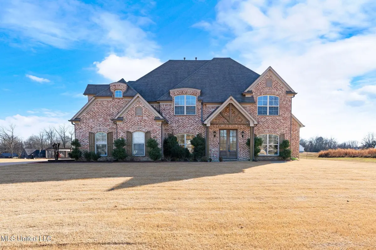 4883 W Oak Grove Road, Hernando, MS 38632 - Image #1