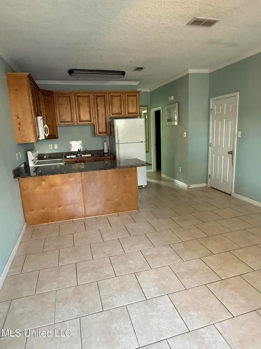 1101 Century Oaks Drive, Gulfport, MS 39507 - Image #3