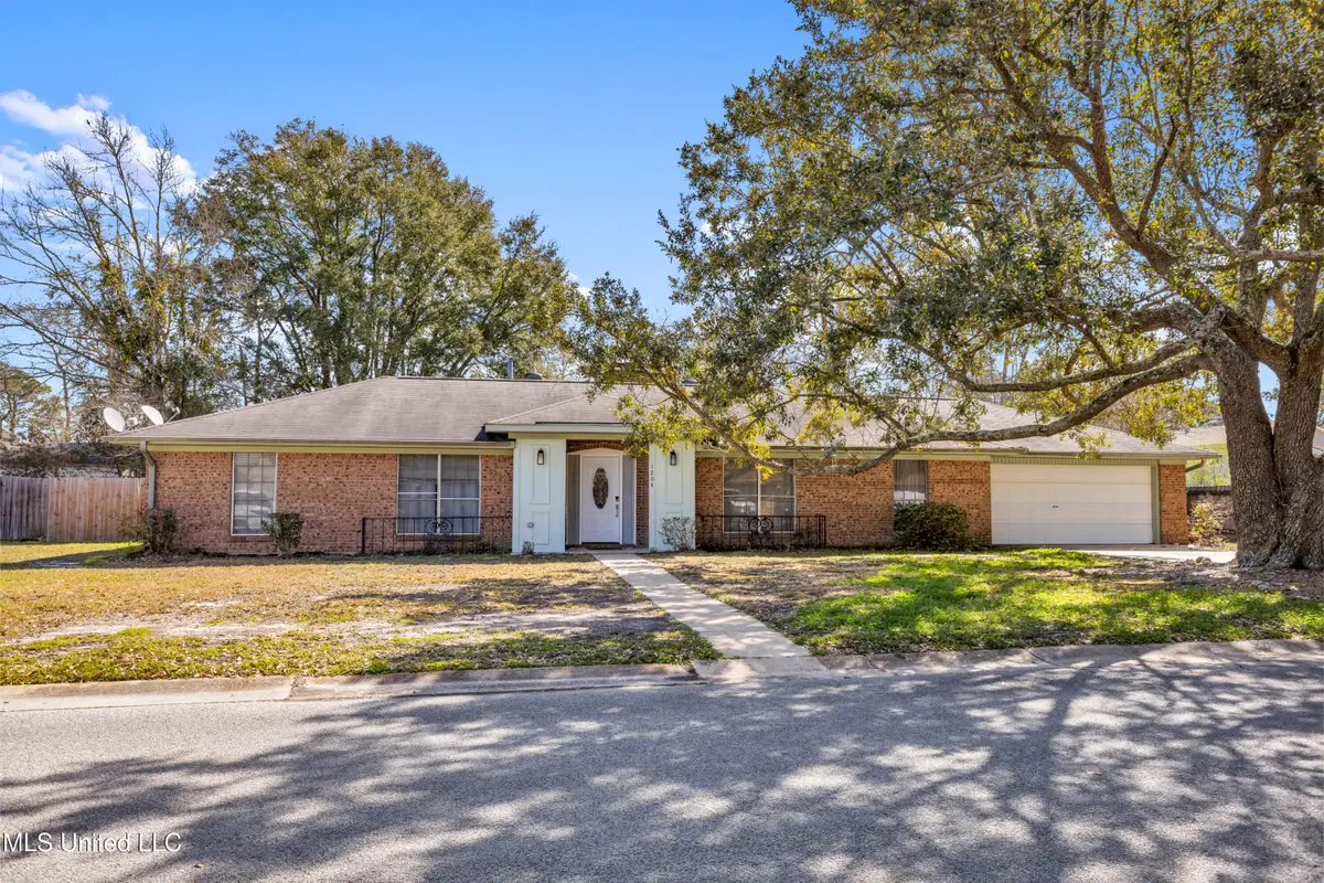 1204 Londonderry Lane, Ocean Springs, MS 39564 - Image #1