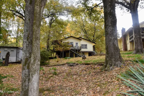 10883 Loch Venarcher Cove, Hernando, MS 38632