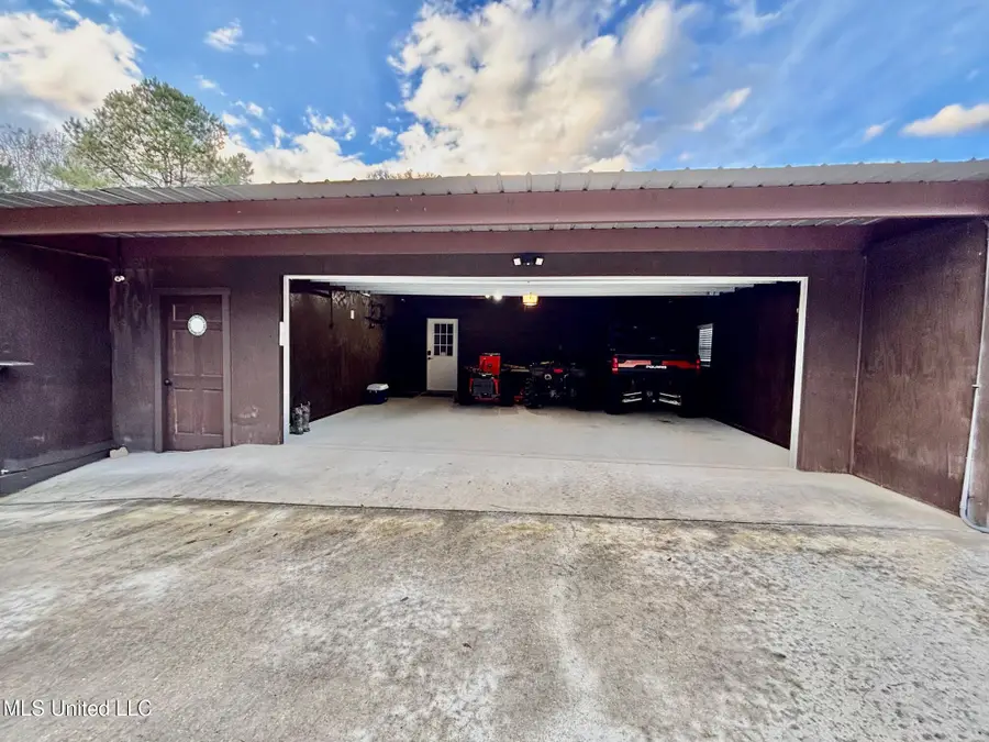 1614 Hwy 583, Jayess, MS 39641 - Image #3