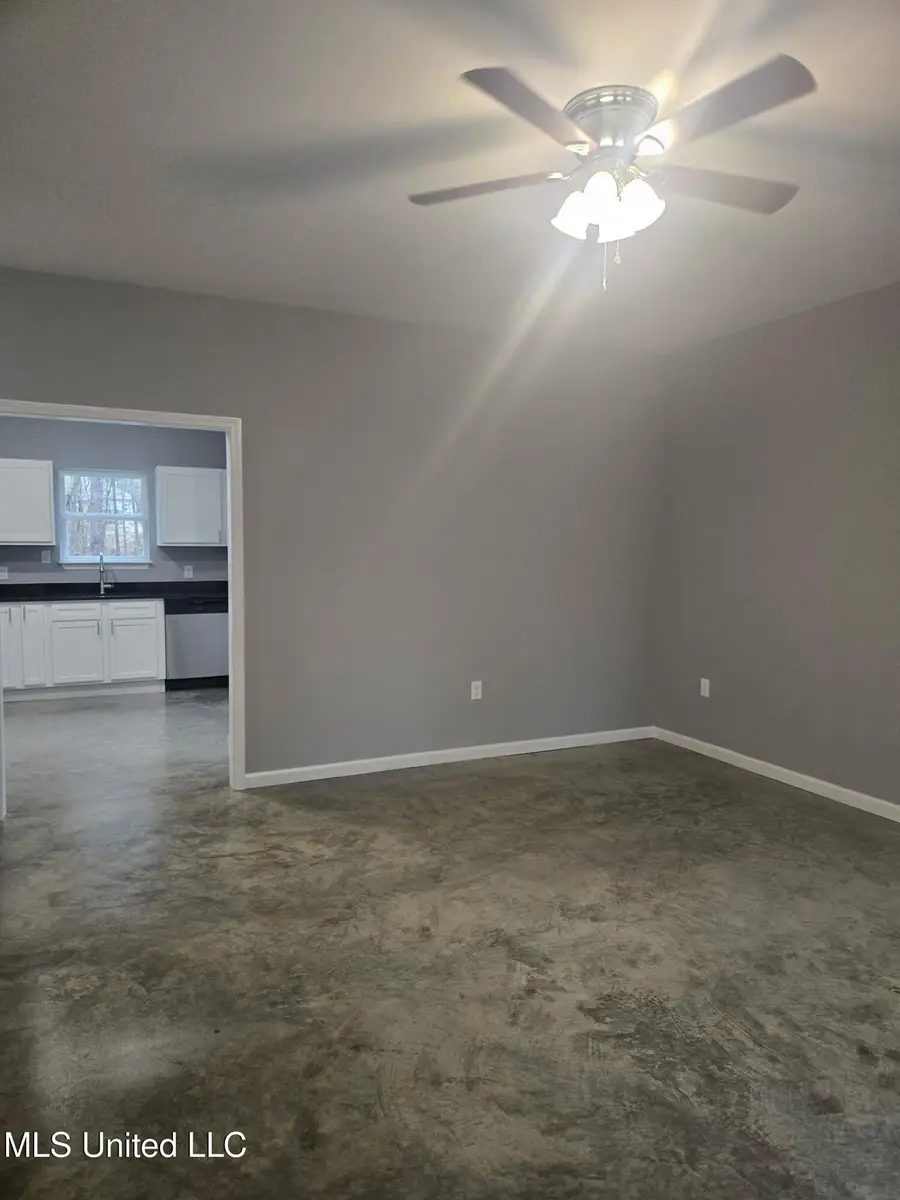 460 Magnolia Circle, Sarah, MS 38665 - Image #3
