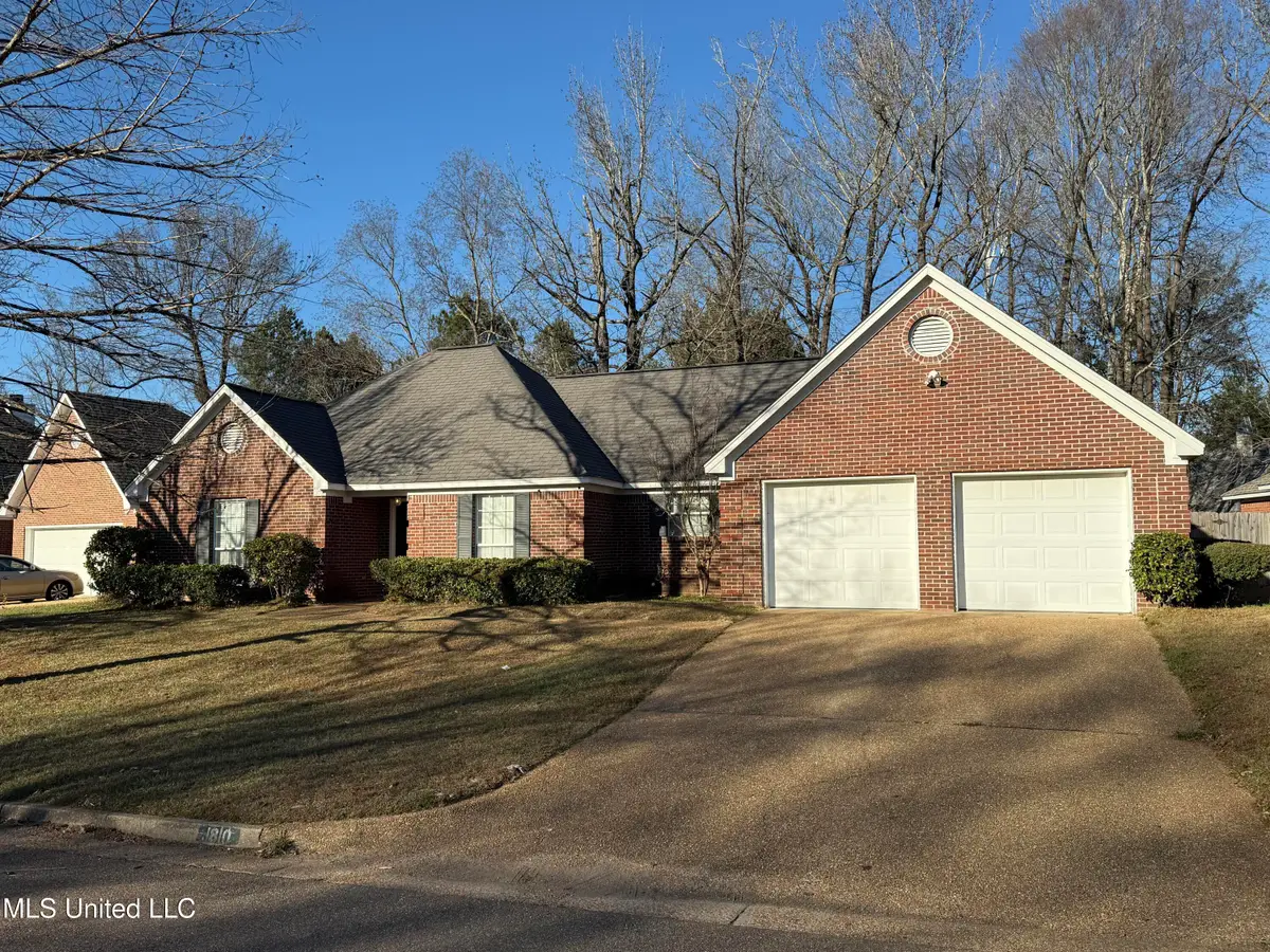 1810 Lake Trace Drive, Jackson, MS 39211 - Image #1