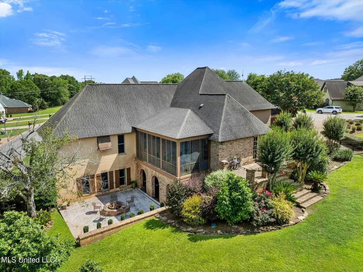 16 Sunset Circle, Hattiesburg, MS 39402 - Image #1