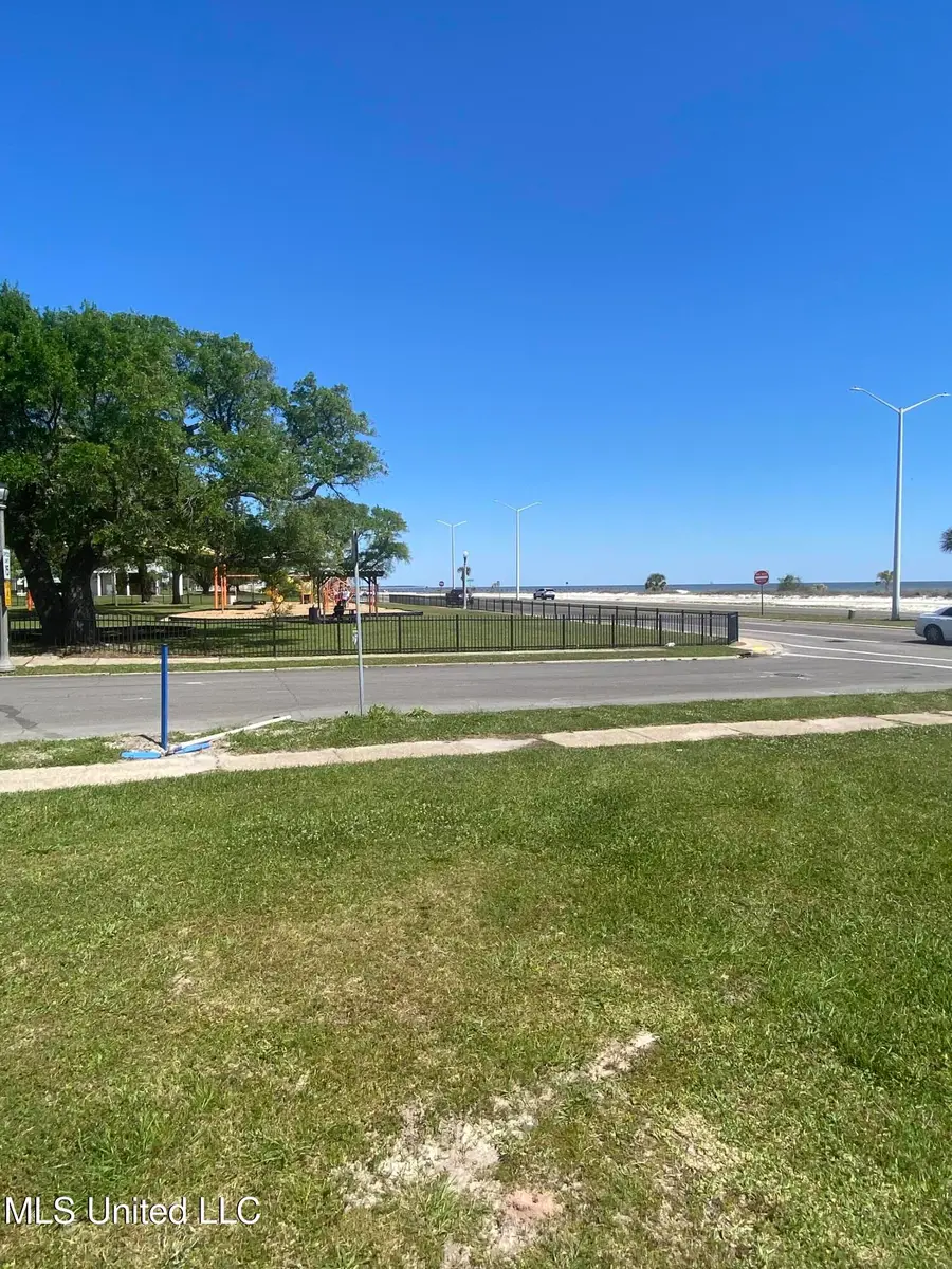 1602 Beach Boulevard, Biloxi, MS 39531 - #3