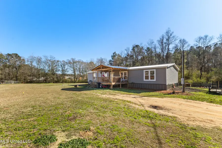 36 Powers Drive, Laurel, MS 39443 - Image #2