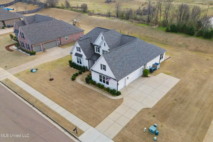 14554 Kenner Place Drive, Olive Branch, MS 38654 - Image #2