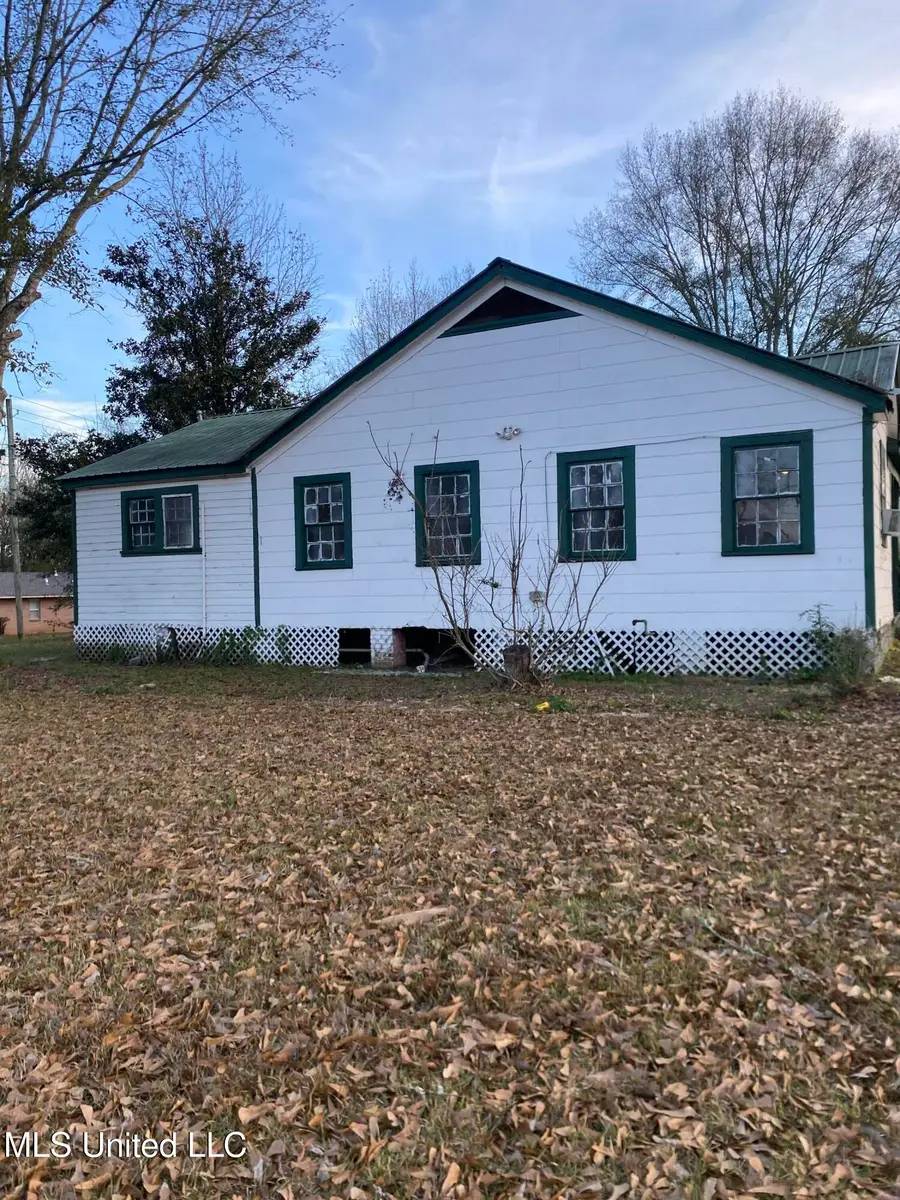 704 Woodland Court, Hattiesburg, MS 39401 - Image #2