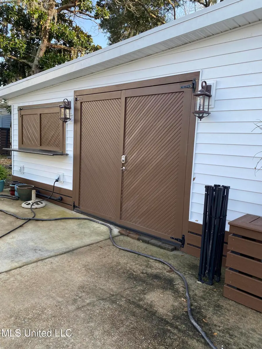 625 Susan Circle, Gautier, MS 39553 - Image #2