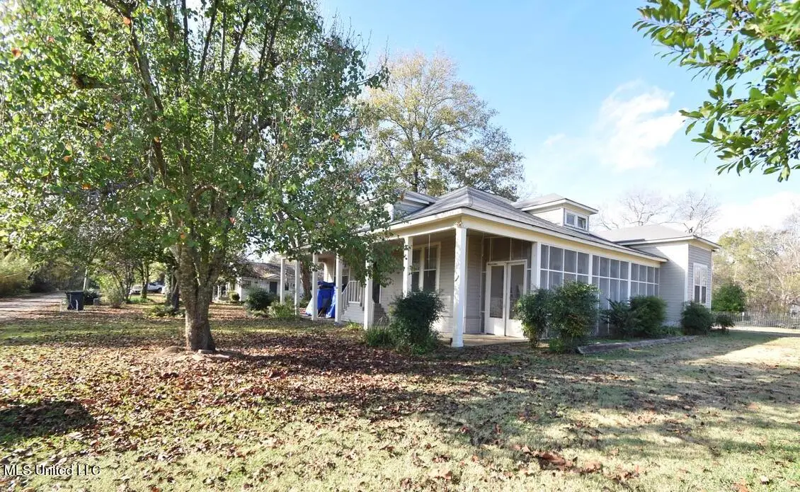100 W Gleason Street, Schlater, MS 38952 - Image #1