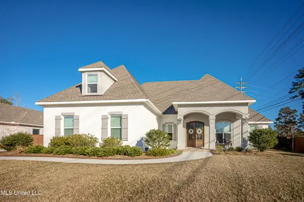 101 High Ridge Drive, Ocean Springs, MS 39564