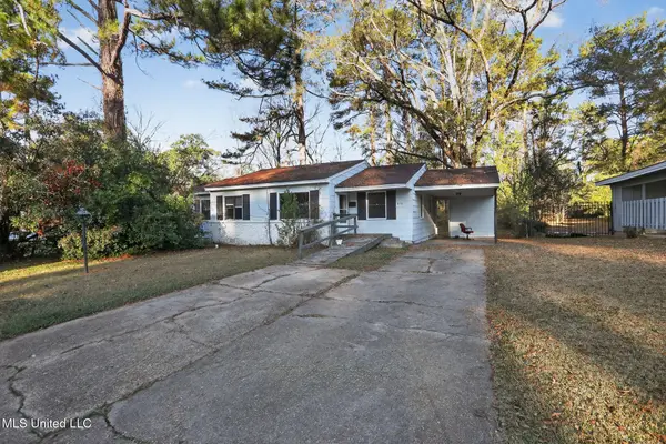 670 Piermont Street, Jackson, MS 39206