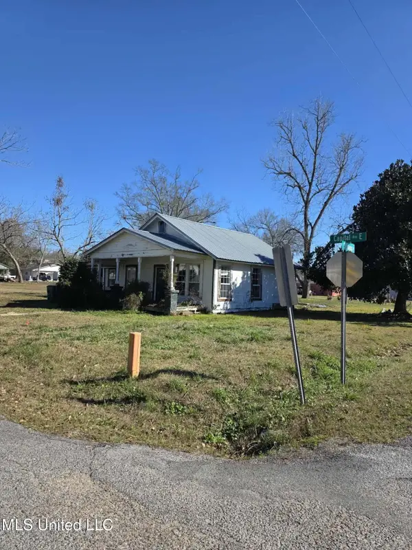 463 Capital Avenue, Leakesville, MS 39451