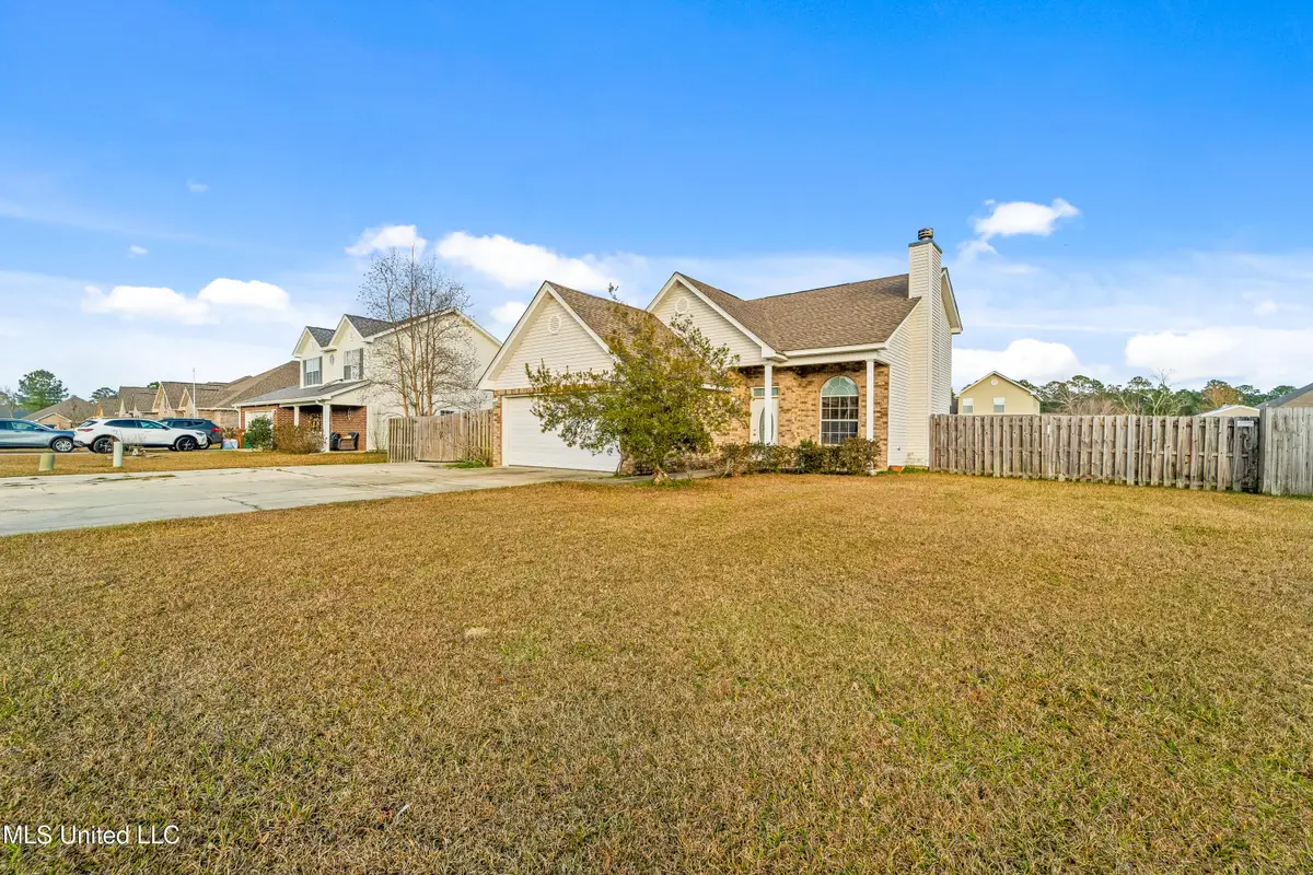 14040 Seymour Drive, Diberville, MS 39540 - Image #1