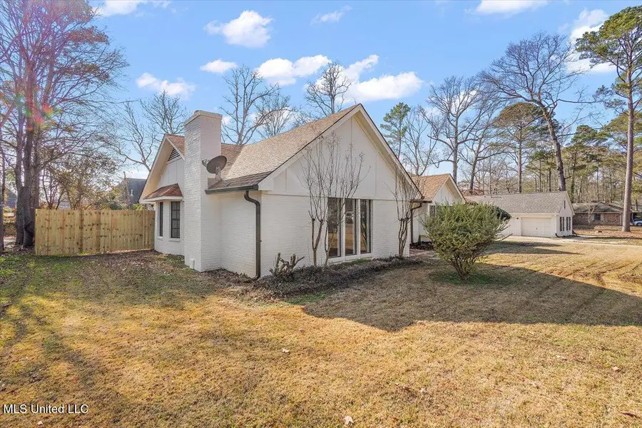 301 Camelia Trail, Brandon, MS 39047 - Image #3