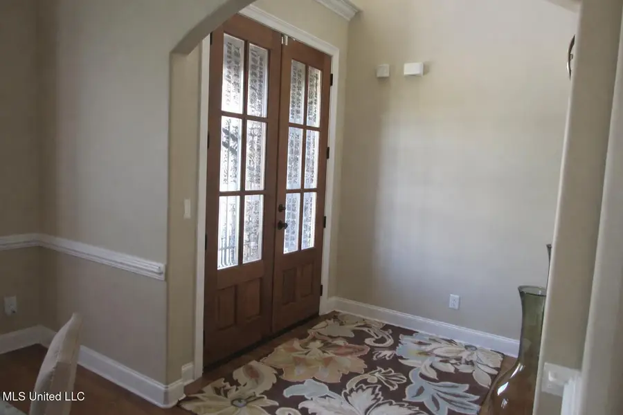 9077 Rue Orleans Lane, Olive Branch, MS 38654 - Image #3
