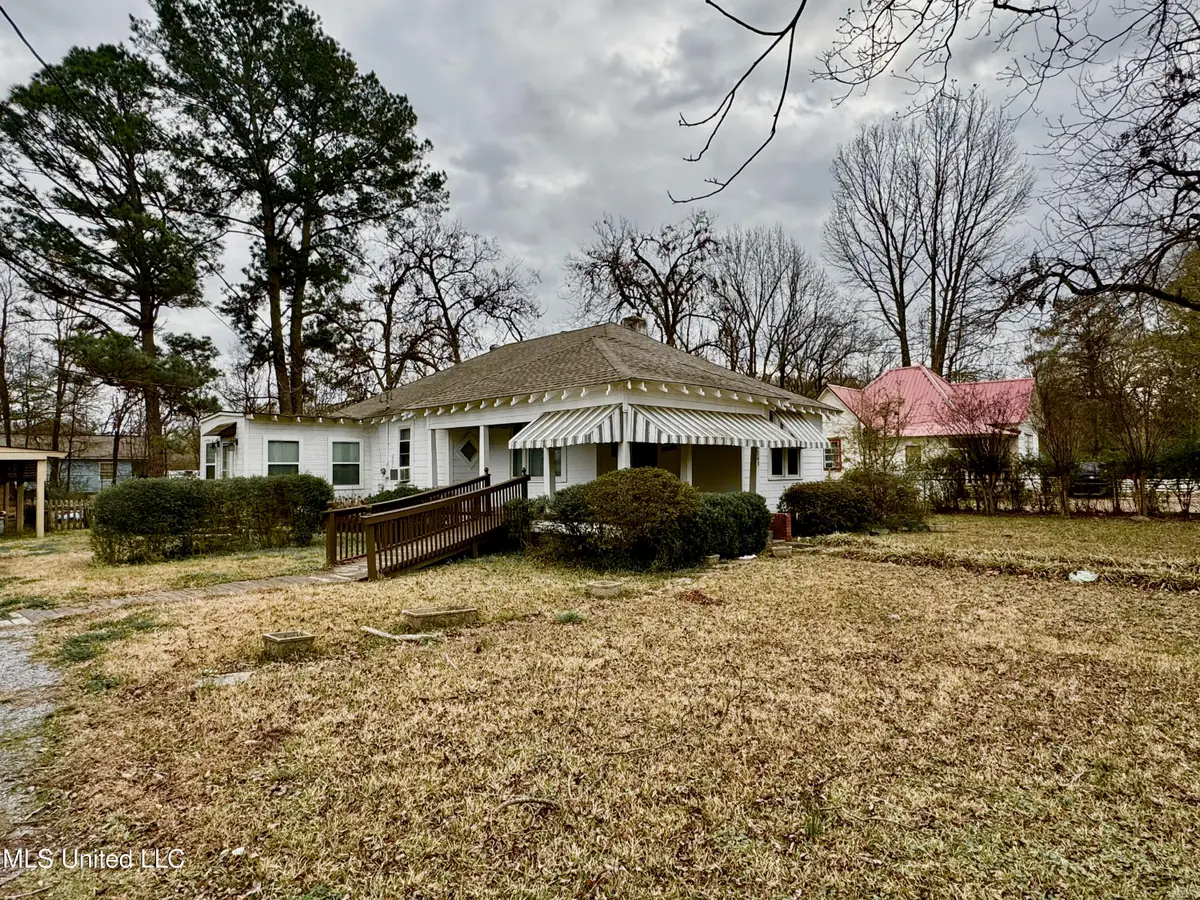 365 S Walnut Street, Canton, MS 39046 - Image #1