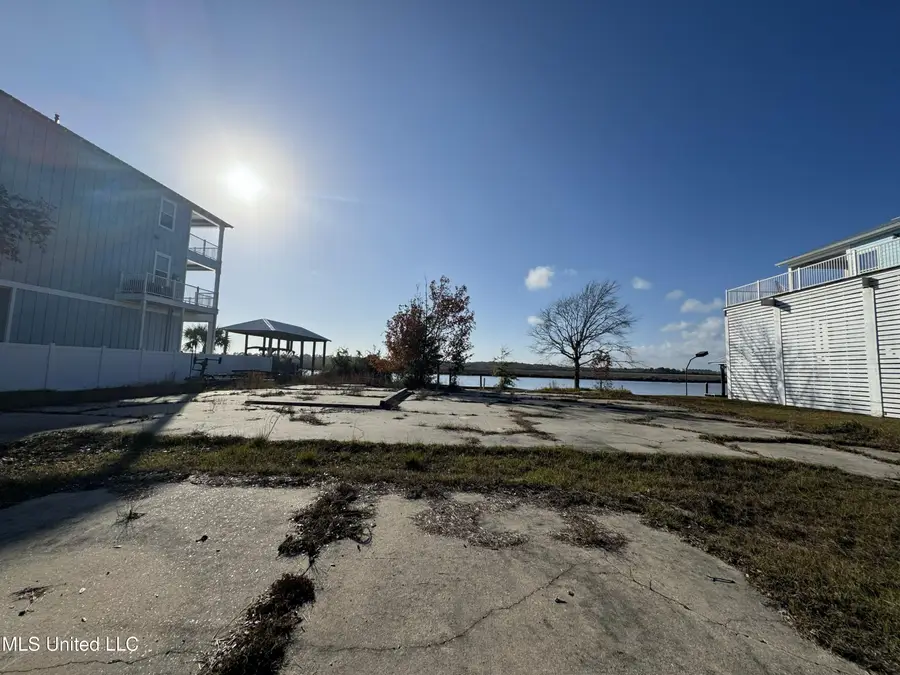 10187 S River Drive, Biloxi, MS 39532 - Image #3