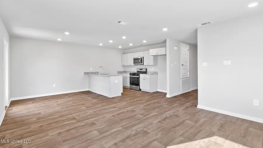 17415 E Sycamore Street, Gulfport, MS 39503 - Image #2