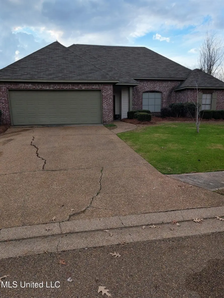 182 Harvey Crossing, Canton, MS 39046 - Image #2
