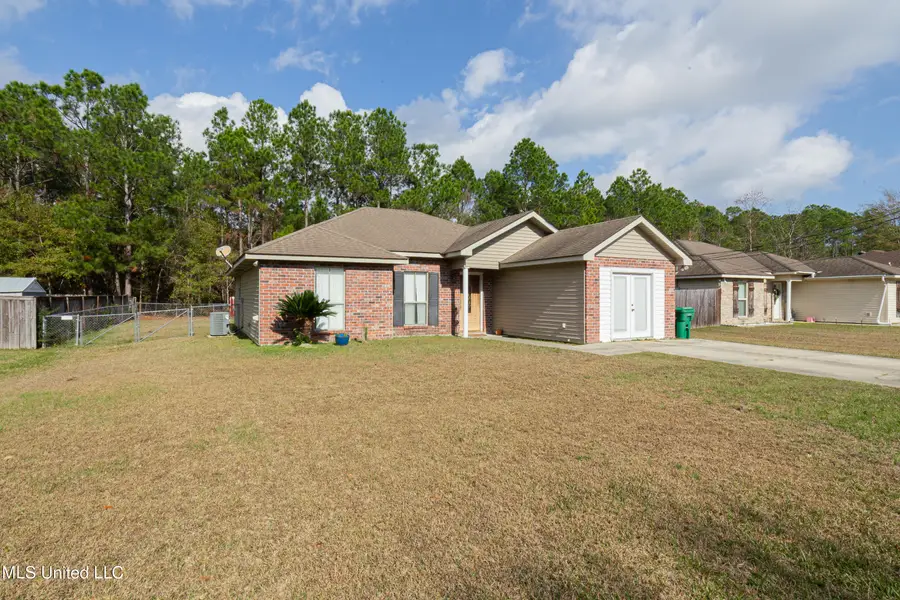 630 Edna Street, Waveland, MS 39576 - Image #3