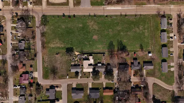 E Alexander Street, Greenville, MS 38703