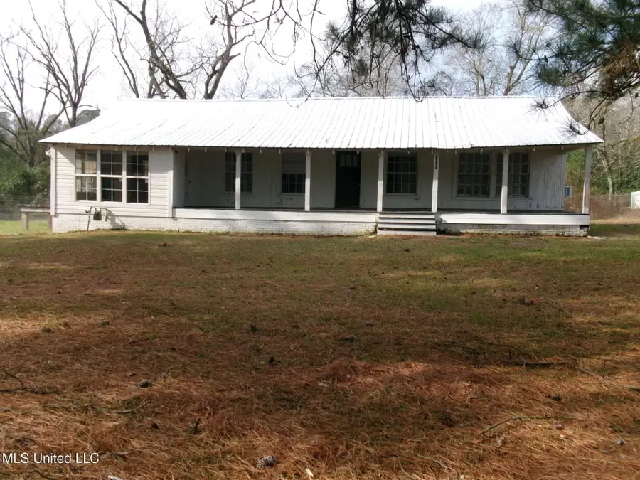 3807 Front Street, Silver Creek, MS 39663 - Image #2