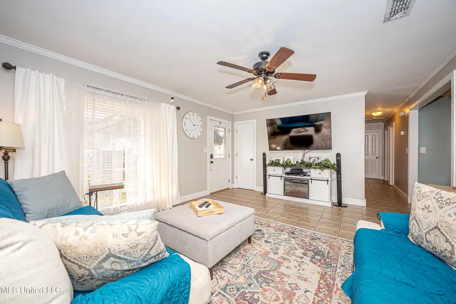 2706 Lynwood Street, Pascagoula, MS 39567 - Image #3